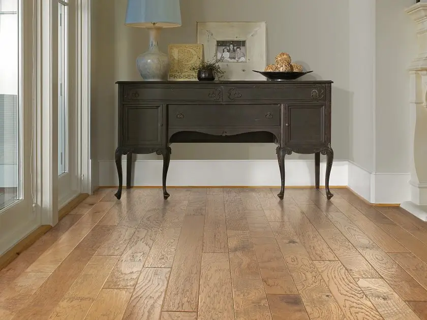 0390W_02002_ROOM.webp – Flooring Office