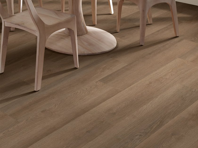 V3100_00825_ROOM.jpg – Flooring Office